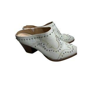 Comfort Colors White Studded Pointed Leather Mule Clogs‎ ladies size 7.5